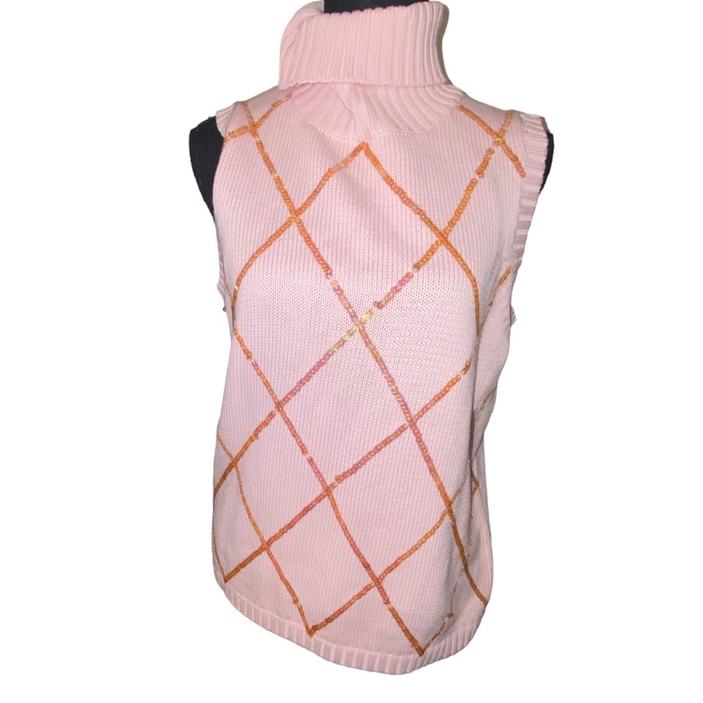 🌟🔥 BOGO Sale🔥🌟
Blush pink sweater vest - Picture 3 of 6